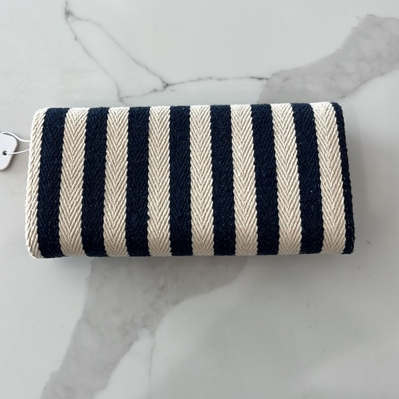 Wallet - Picture 4 of 4